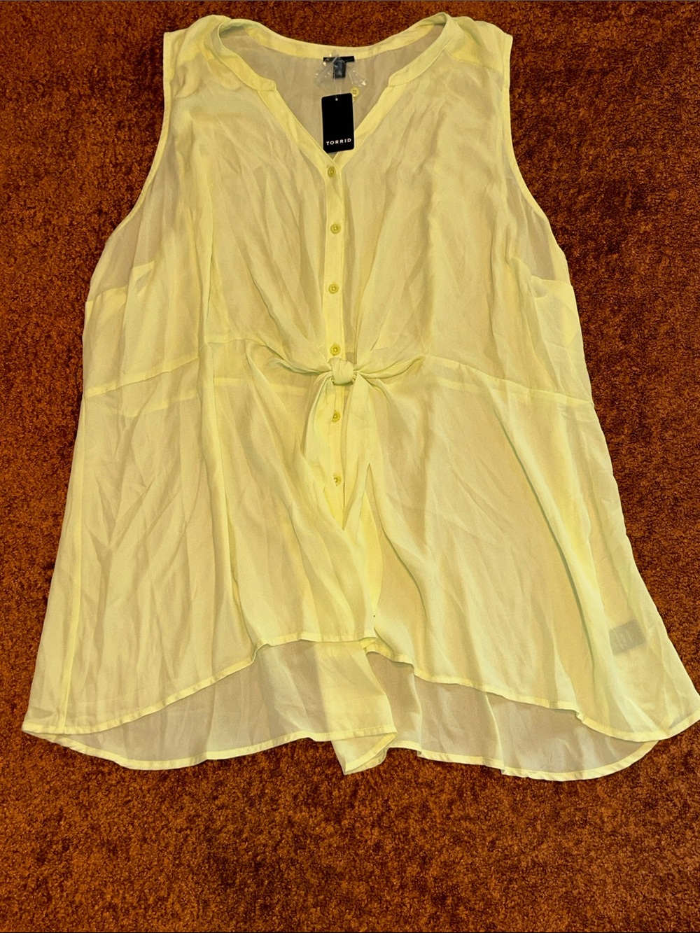 torrid Neon Yellow Tie-Front Sleeveless Blouse - Picture 3 of 8